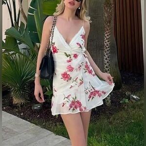 Floral White Dress 💞